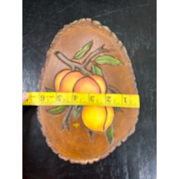Vintage- Wood Chip- Wall Art- Peaches- Painted- signed wfs- some wear rustic - Picture 5 of 7